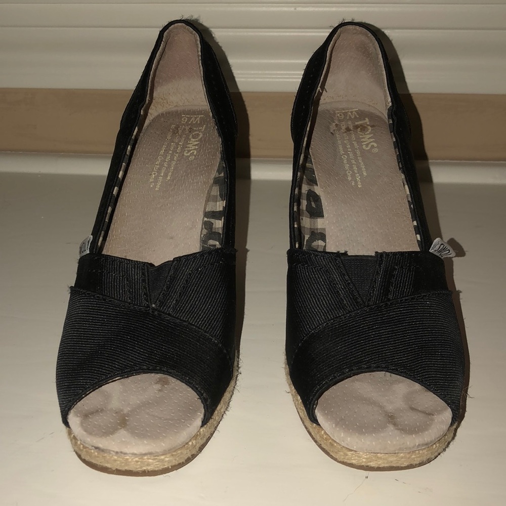 Black Toms